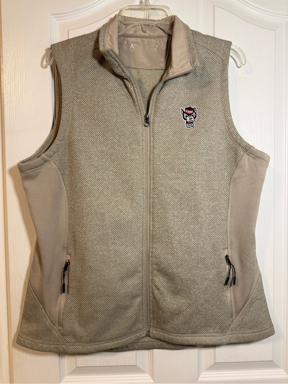 Antigua Women’s Fleece Vest in Taupe